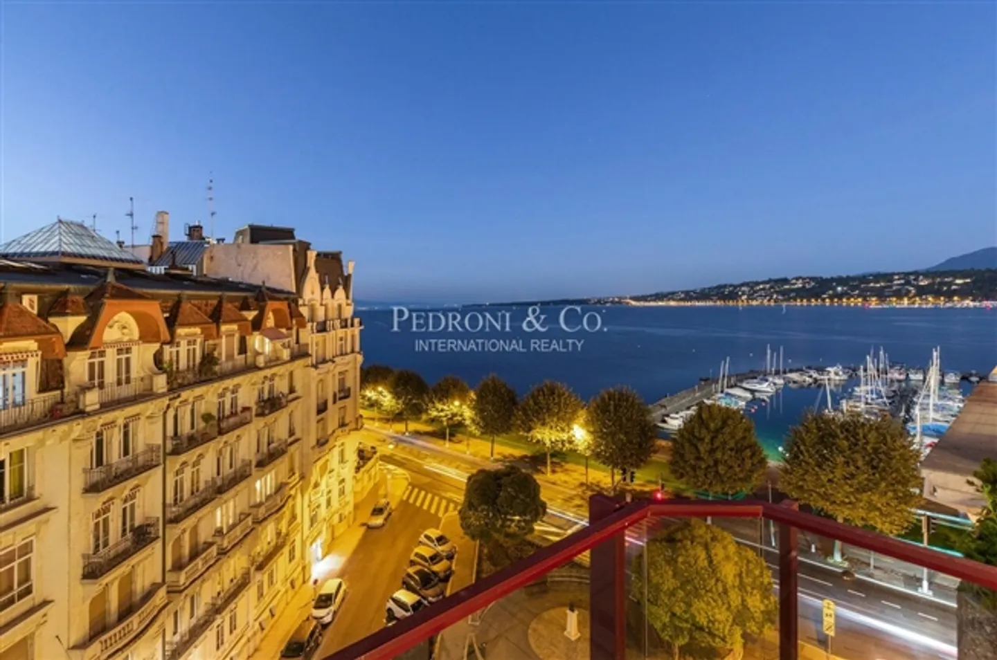 Extraordinary Maisonette on the Quays with Breathtaking Views - Photo 7 of 18