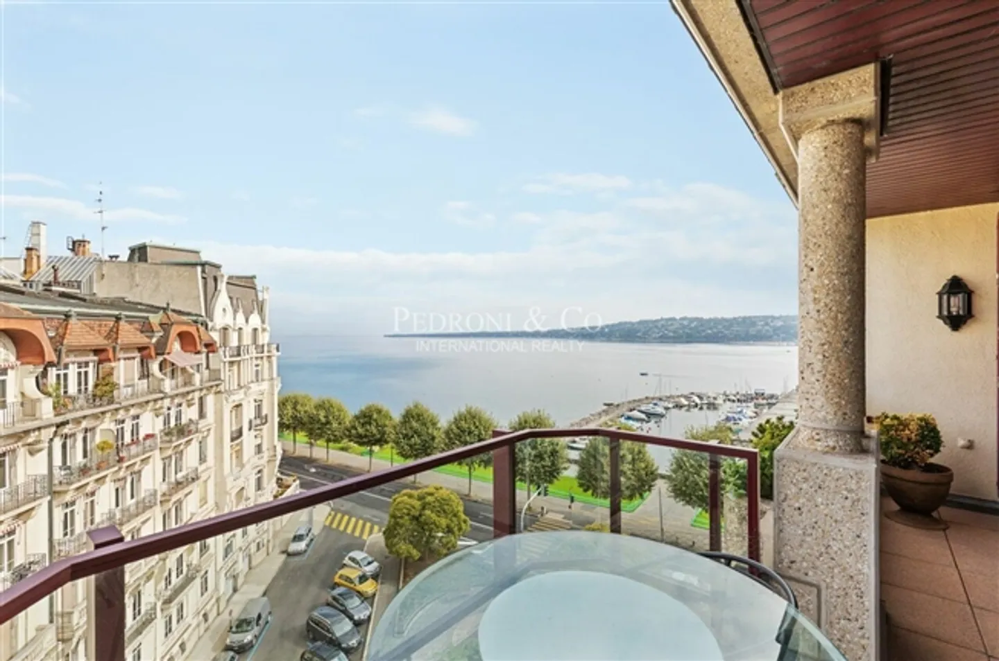Extraordinary Maisonette on the Quays with Breathtaking Views - Photo 8 of 18