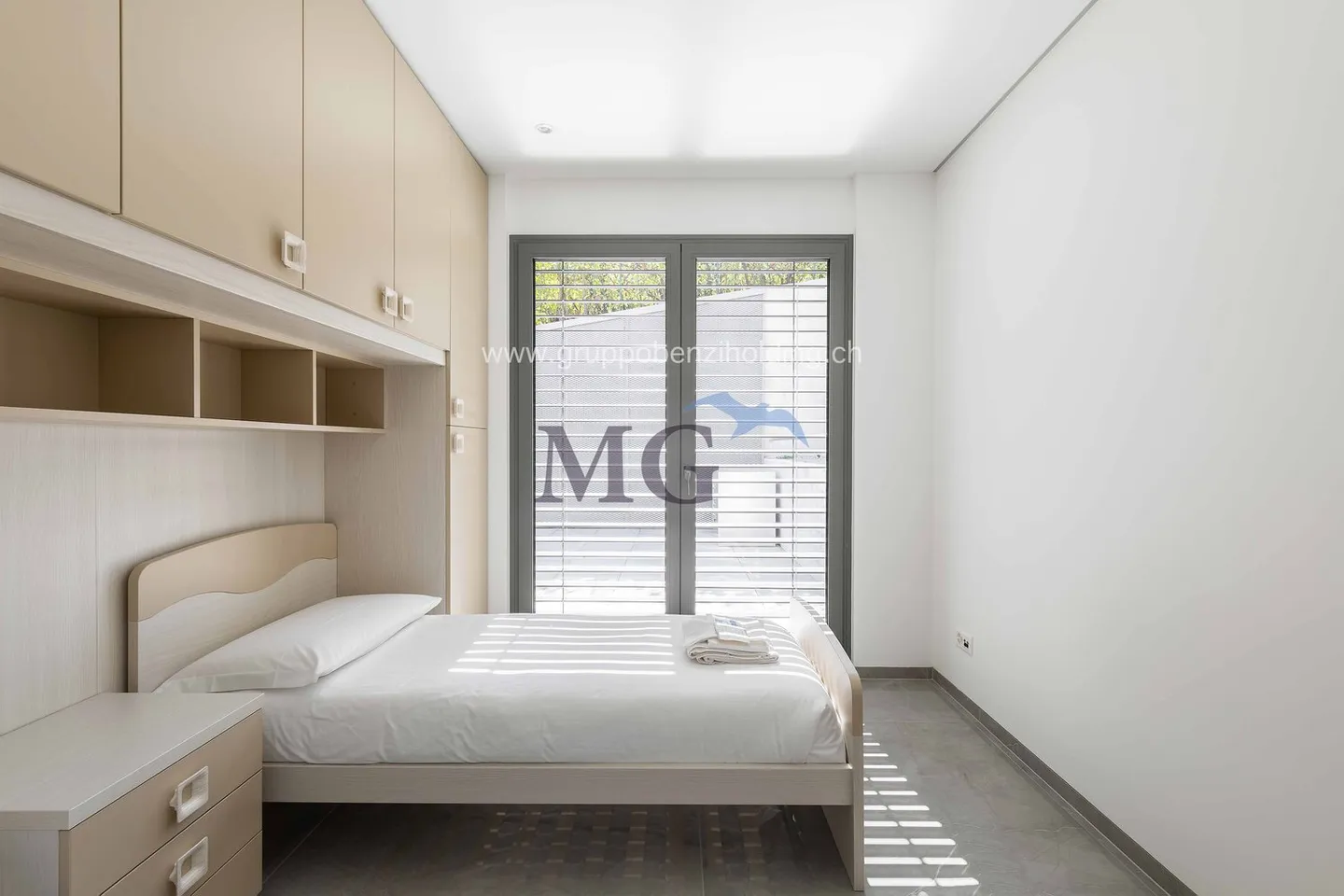 New 3.5-room apartment with lake view - Photo 6 of 17