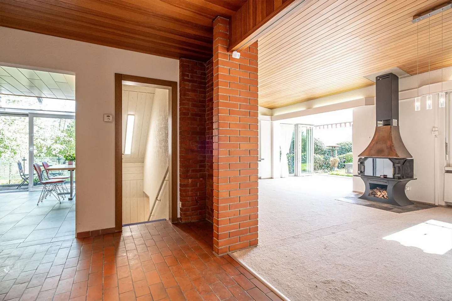 Charmantes Einfamilienhaus mit Garten - Foto 9 von 13