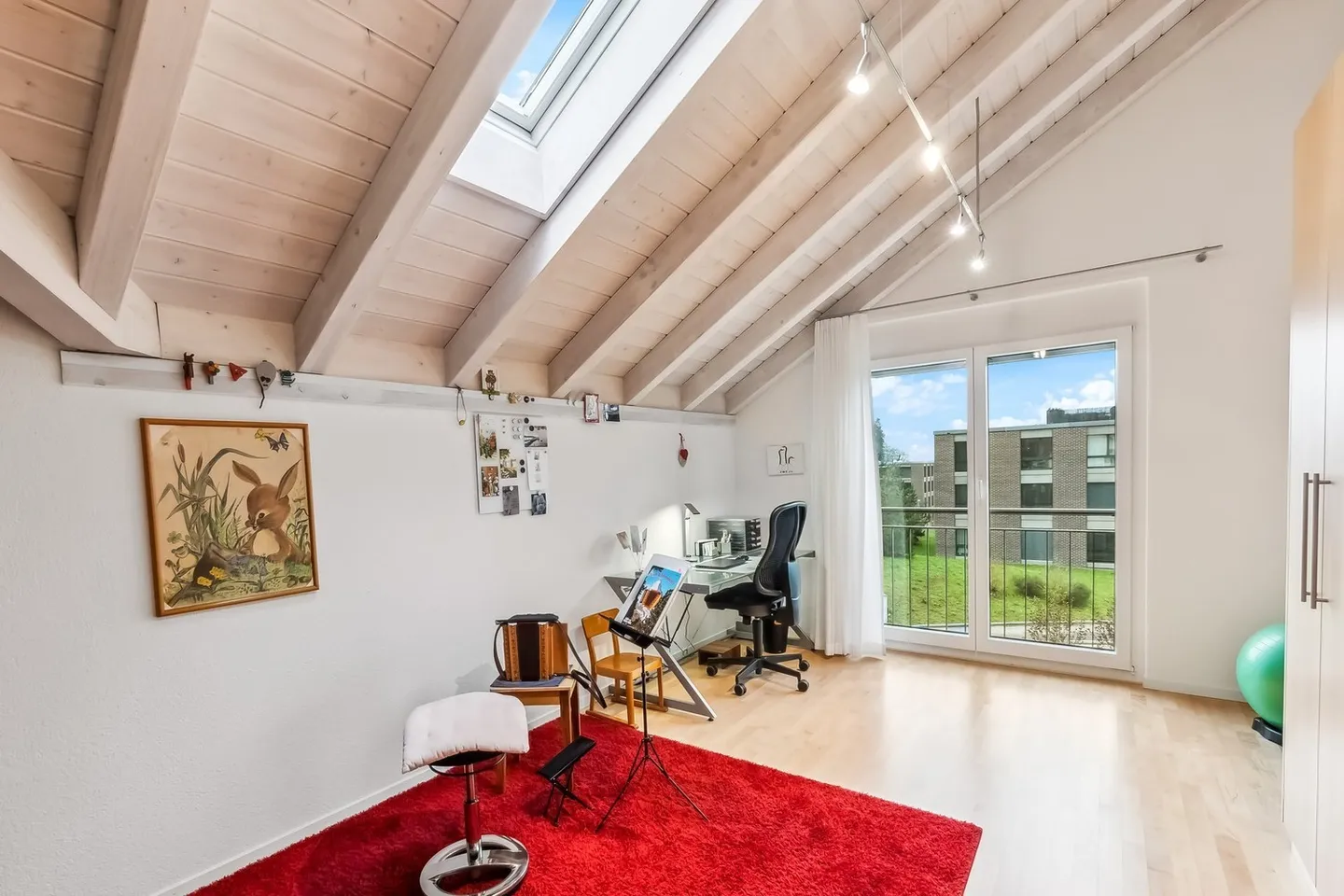 Light-flooded 5 ½ room single-family house for well-being - Photo 9 of 13