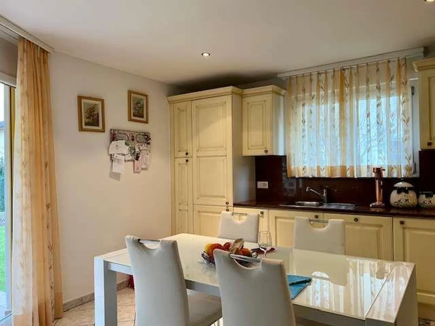 Villa exclusive avec beau jardin - Photo 9 sur 13