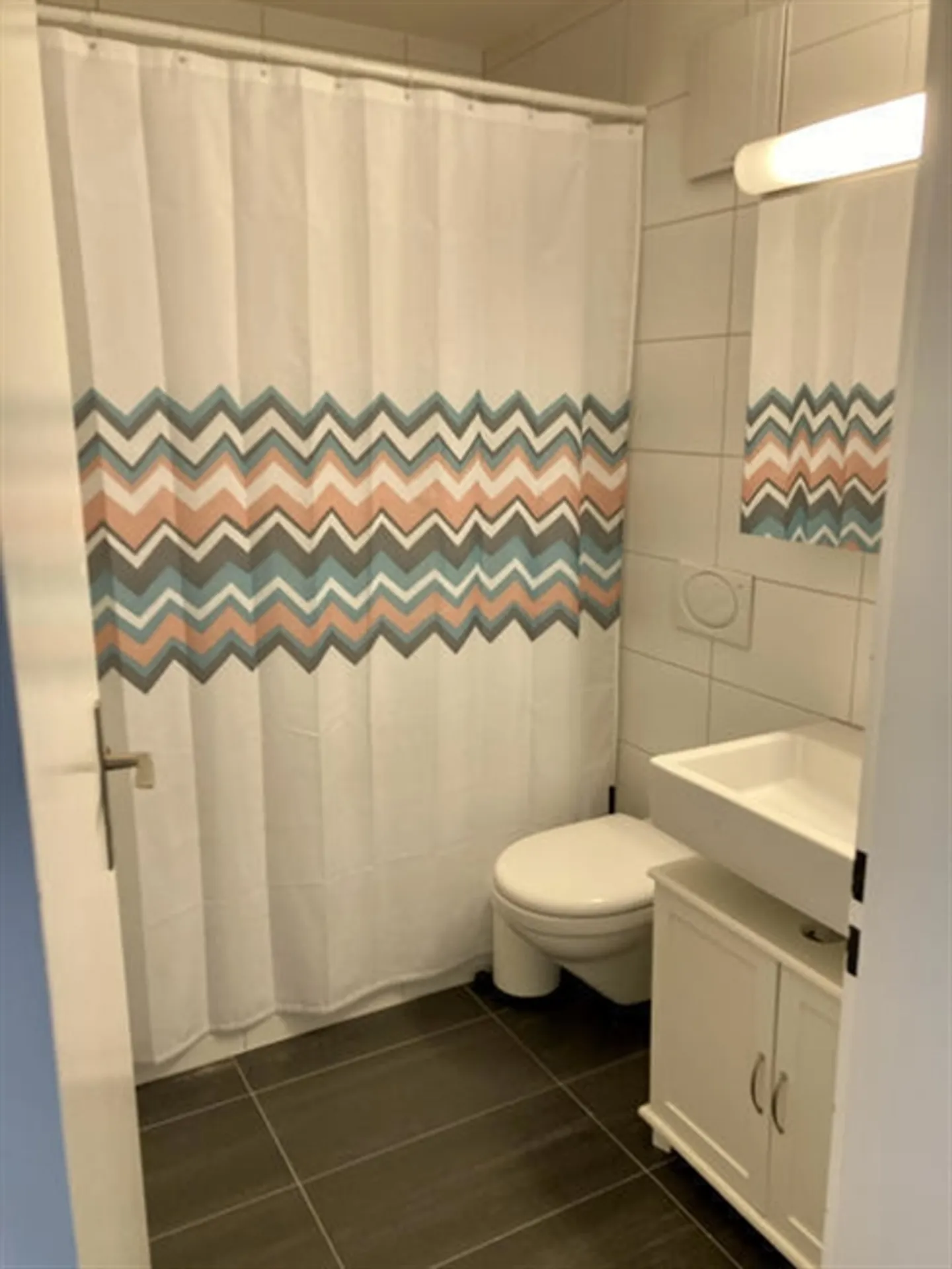 APPARTEMENT 3½ PIÈCES À BERNE - BREITENRAIN, MEUBLÉ, TEMPORAIRE - Photo 8 sur 10