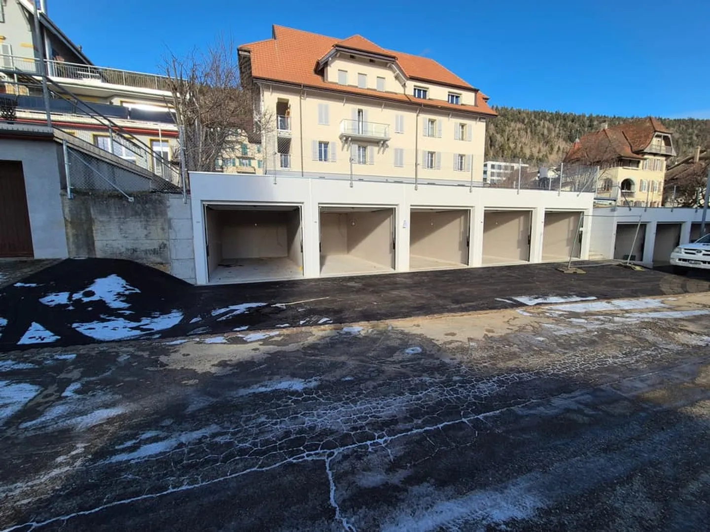 Rue des Monts 15, Cernier - 4 stanze al piano terra - Foto 2 di 2