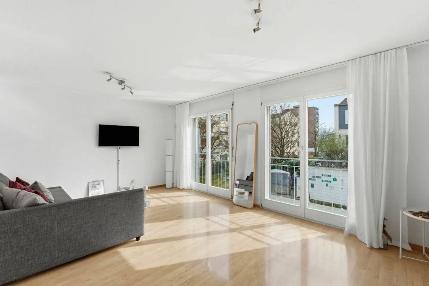 Maison de coin en rangée spacieuse de 4.5 Z' avec salle de loisirs, jardin et 2 EHP - Photo 8 sur 13