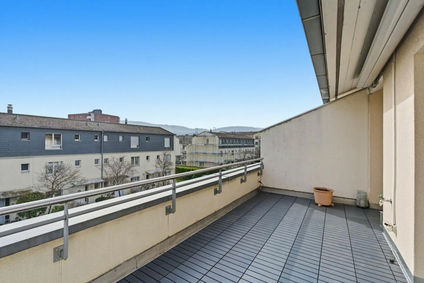 Maison de coin en rangée spacieuse de 4.5 Z' avec salle de loisirs, jardin et 2 EHP - Photo 10 sur 13