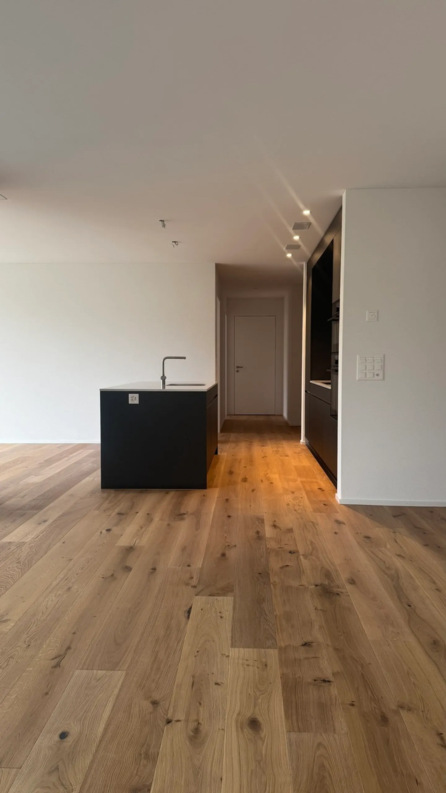 Wohnung kaufen - Foto 3 von 13