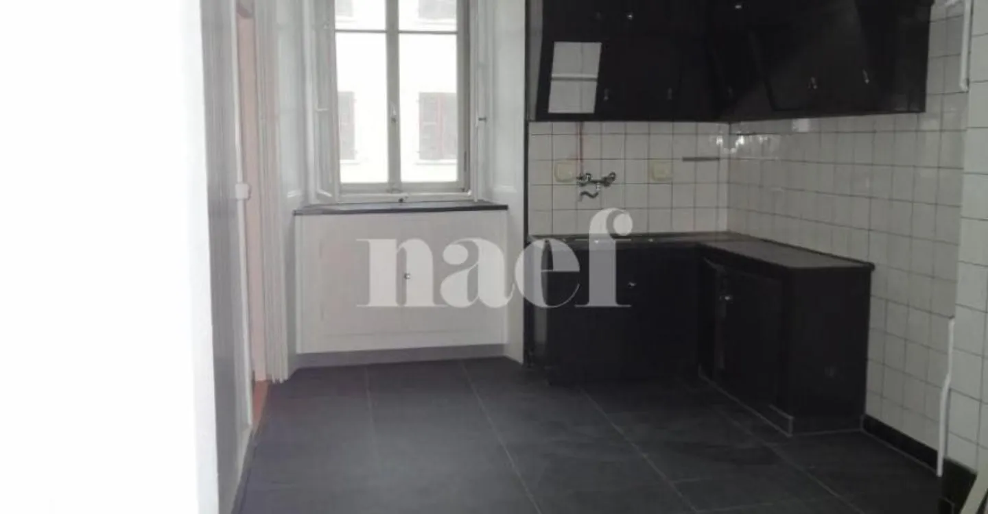 Appartement spacieux 4 pièces - Photo 5 sur 7