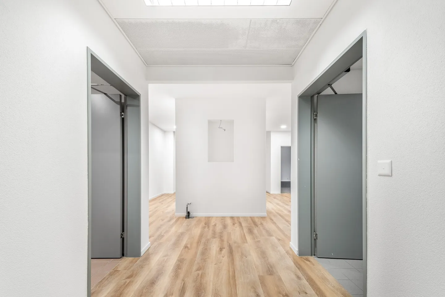 *MIETZINSAKTION* Ihr neues bezugsbereites Büro mit 2 monatiger mietzinsfreier Zeit ! - Foto 5 von 9