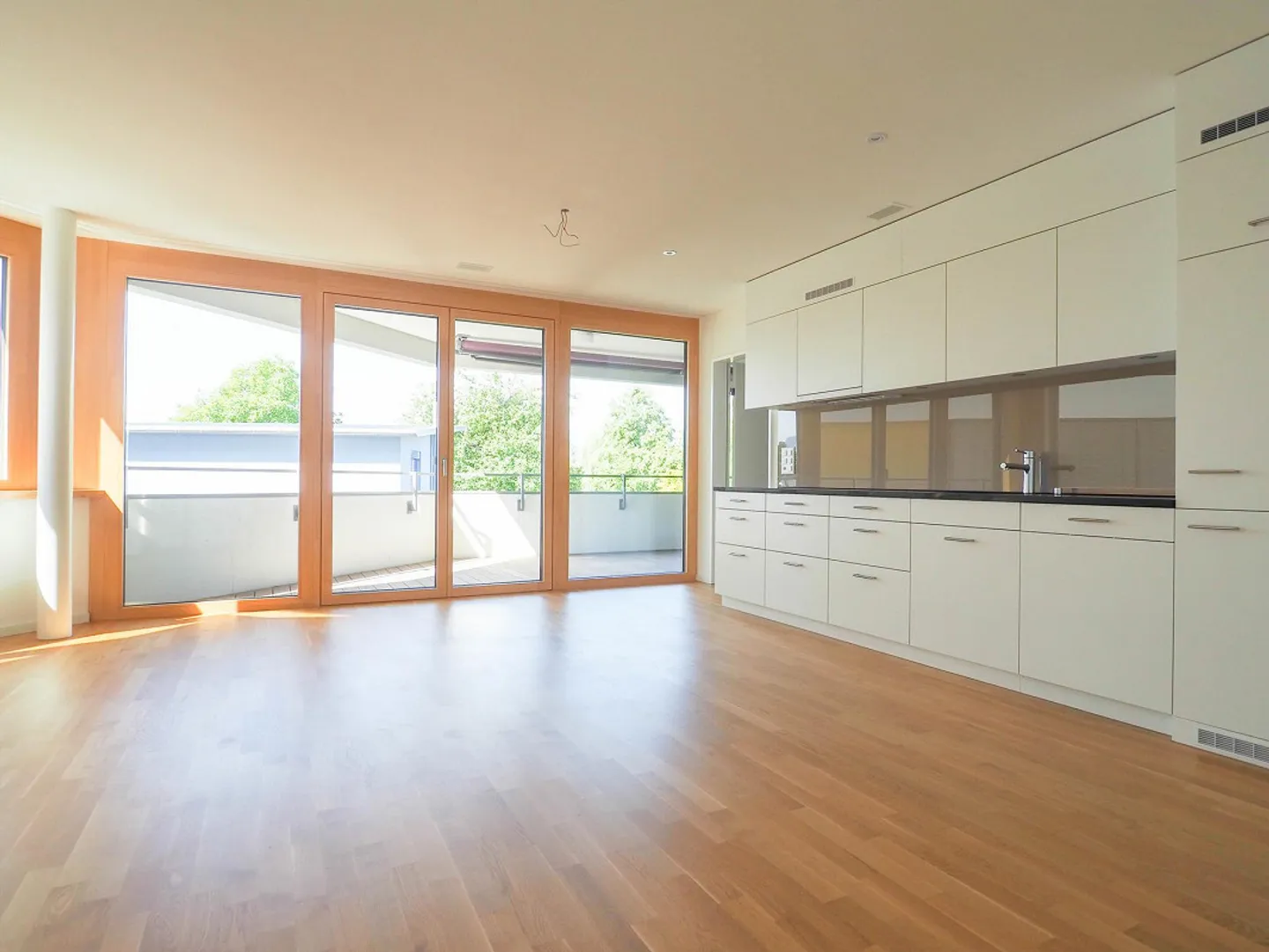 Appartement lumineux de 2,5 pièces - Photo 1 sur 6
