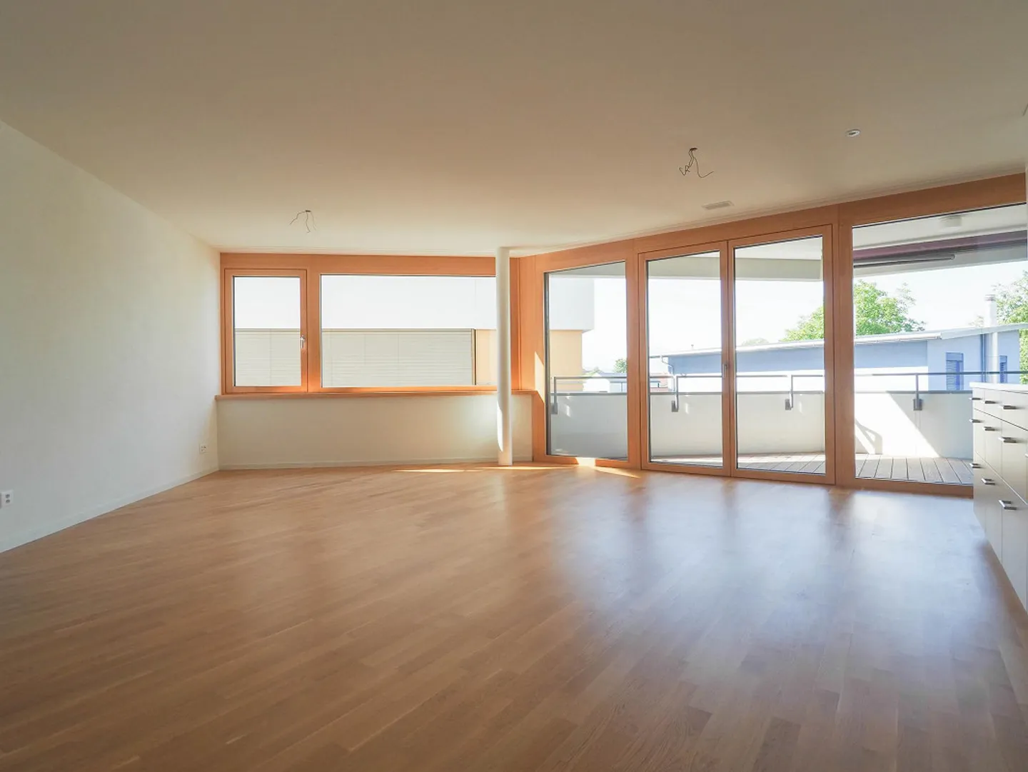 Appartement lumineux de 2,5 pièces - Photo 2 sur 6