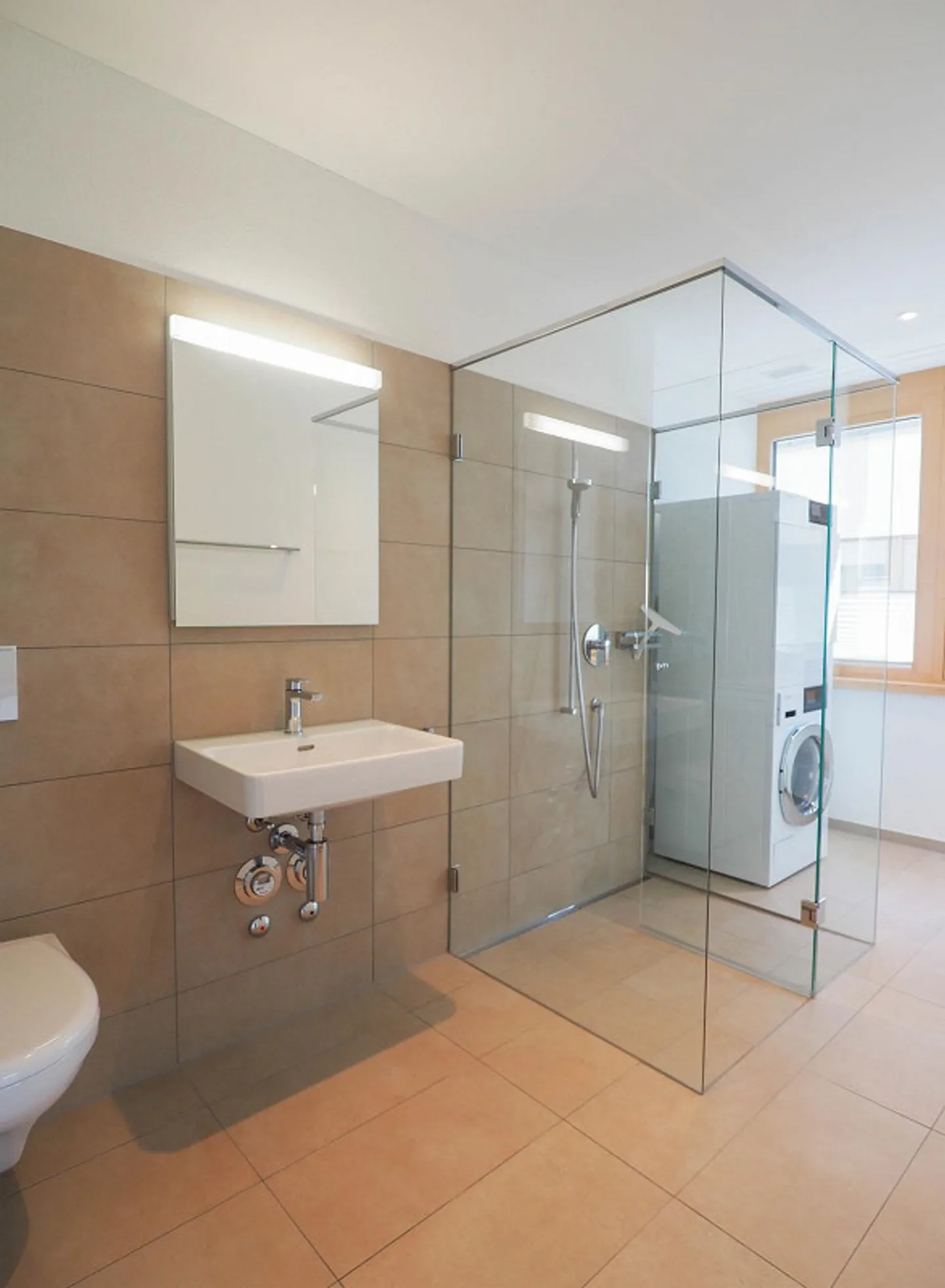 Appartement lumineux de 2,5 pièces - Photo 4 sur 6