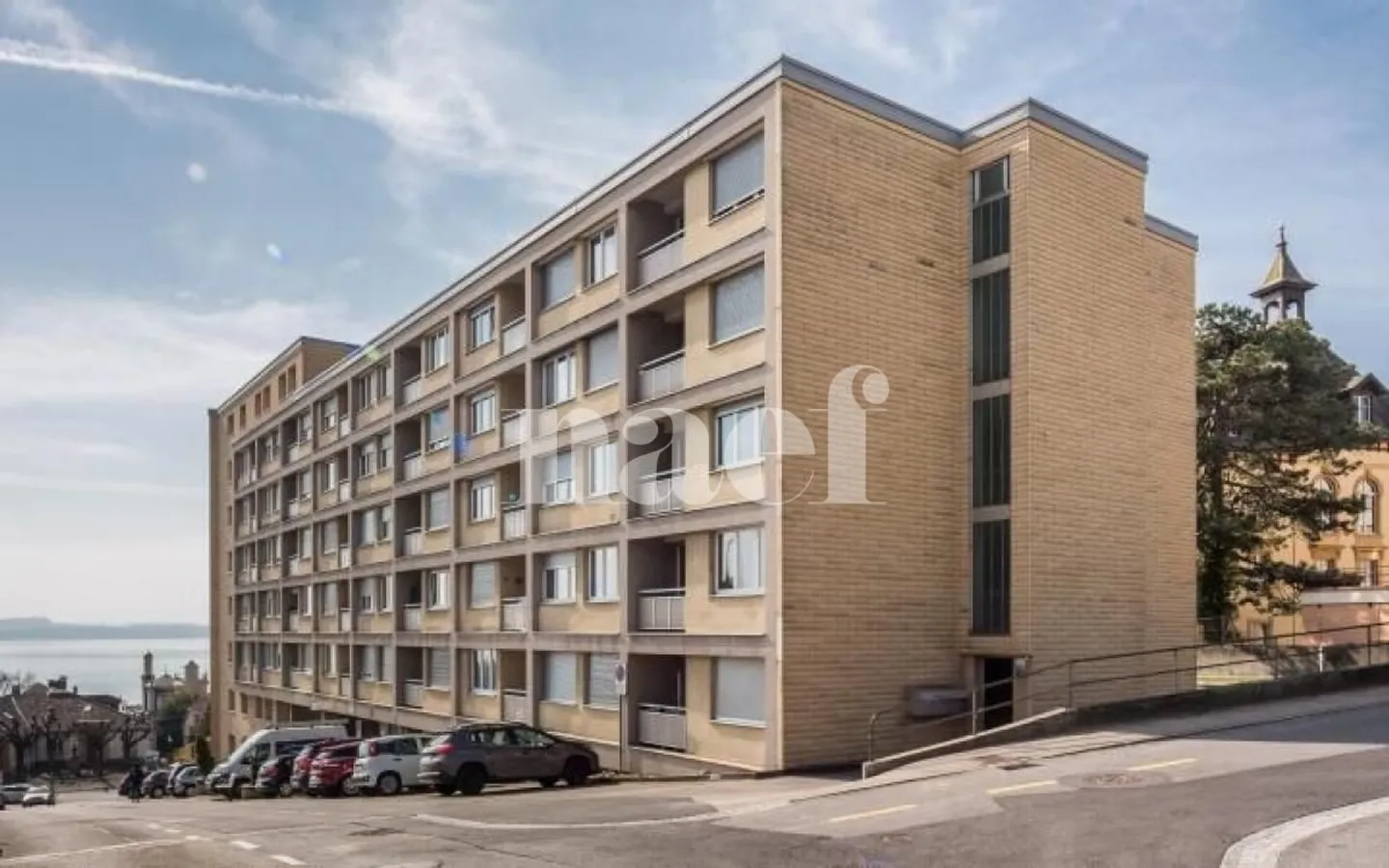 Renovierte Wohnung mit Balkonen - Foto 1 von 1