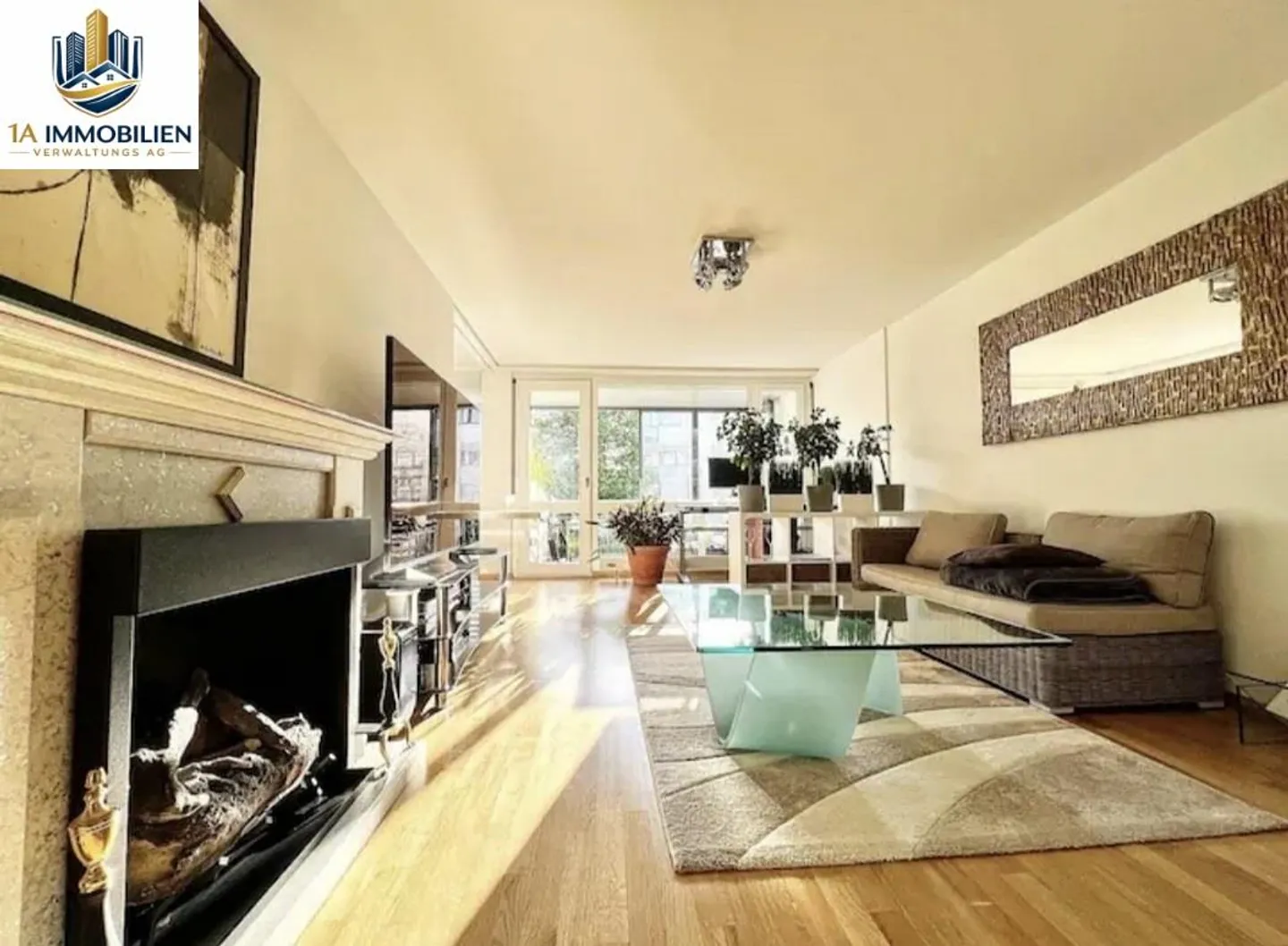 Moderne Wohnung mit Balkon in Zug - Foto 1 von 8