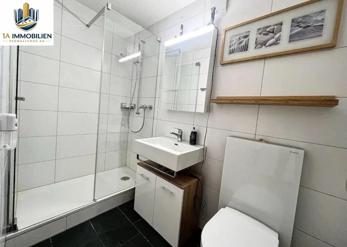 Moderne Wohnung mit Balkon in Zug - Foto 4 von 8