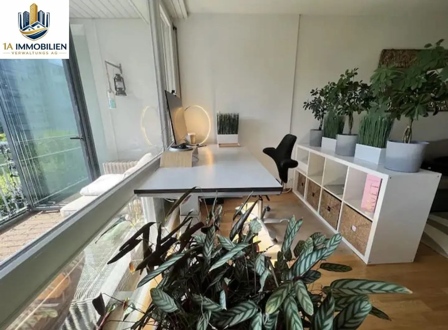 Moderne Wohnung mit Balkon in Zug - Foto 7 von 8