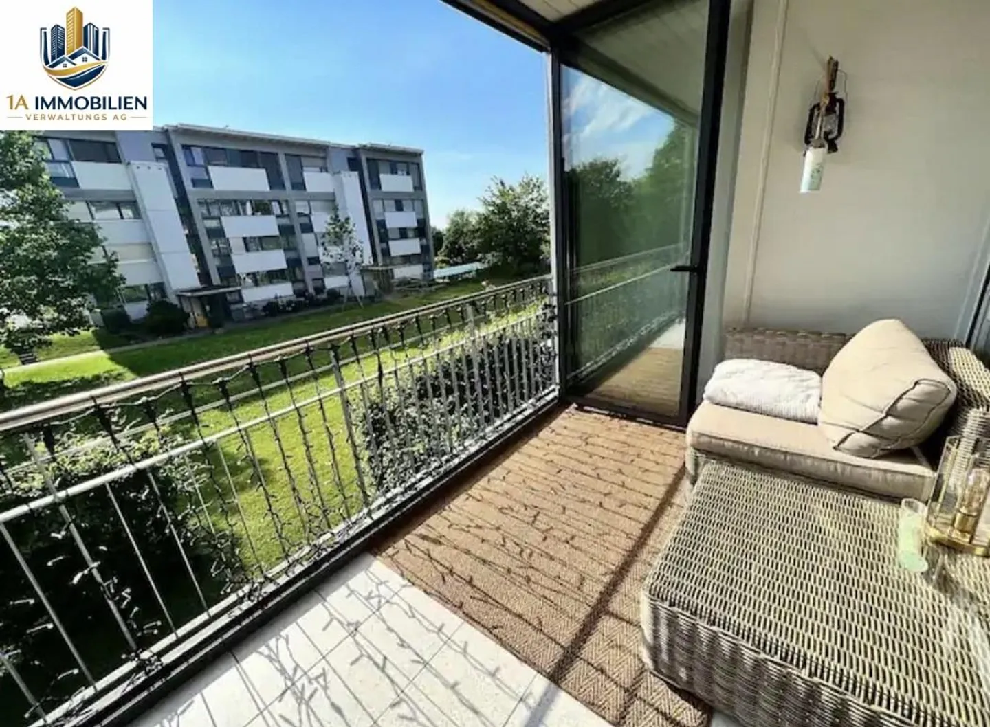 Moderne Wohnung mit Balkon in Zug - Foto 8 von 8