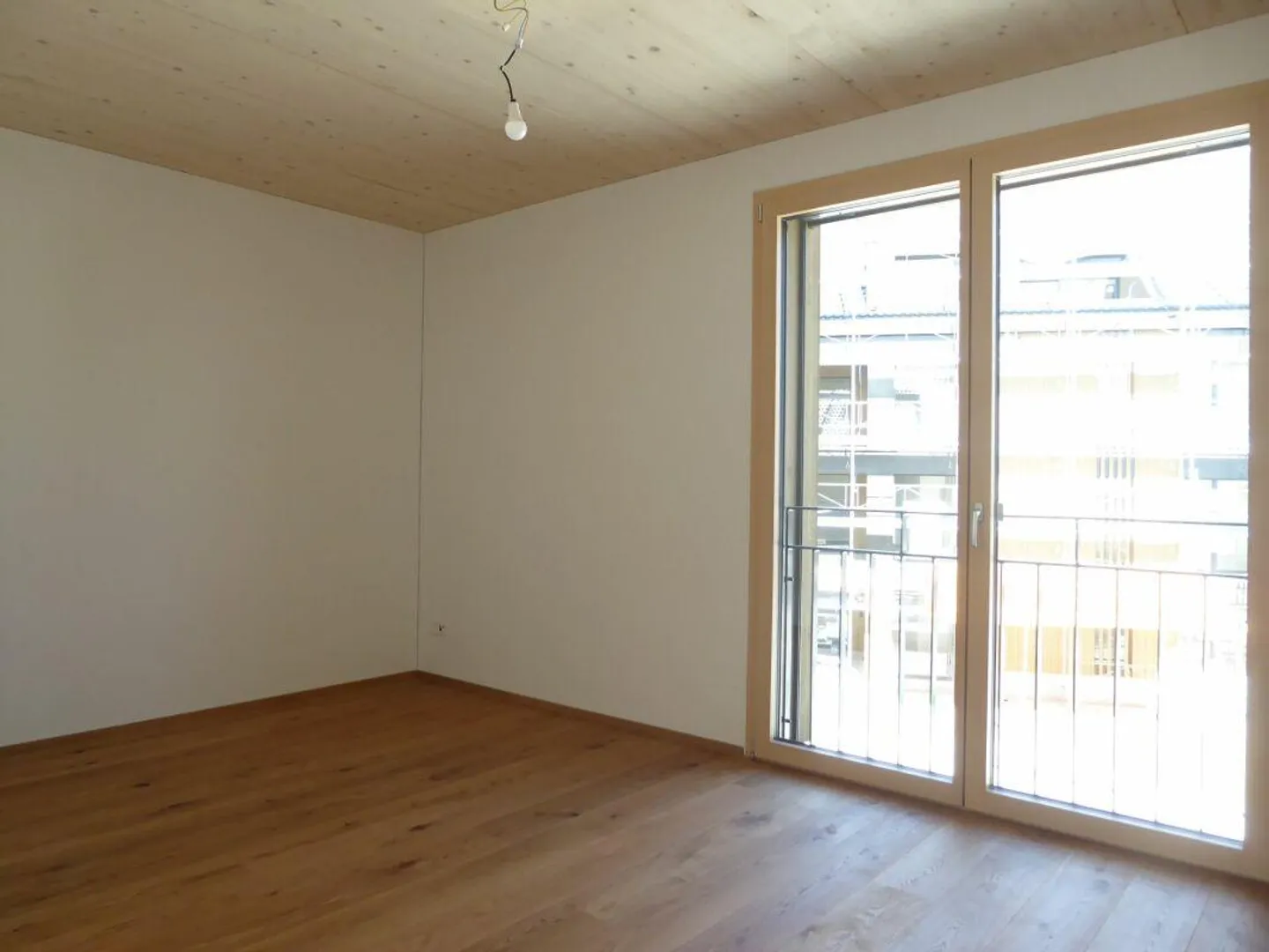 Modern 3.5-Room Apartment - Photo 7 of 14