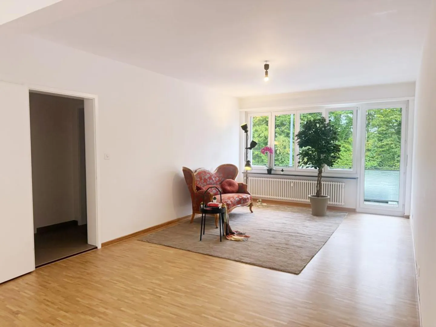 Sunny Garden Apartment on Binninger Höhe - Photo 3 of 17