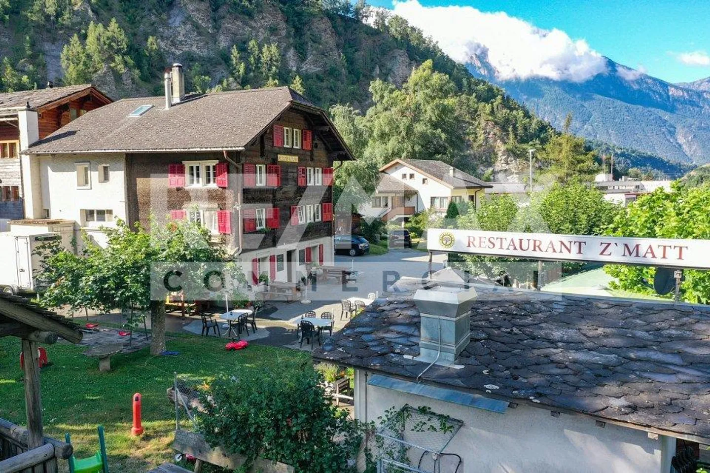 Between Mountains & Enjoyment: Your Dream of Owning a Restaurant - Photo 1 of 13