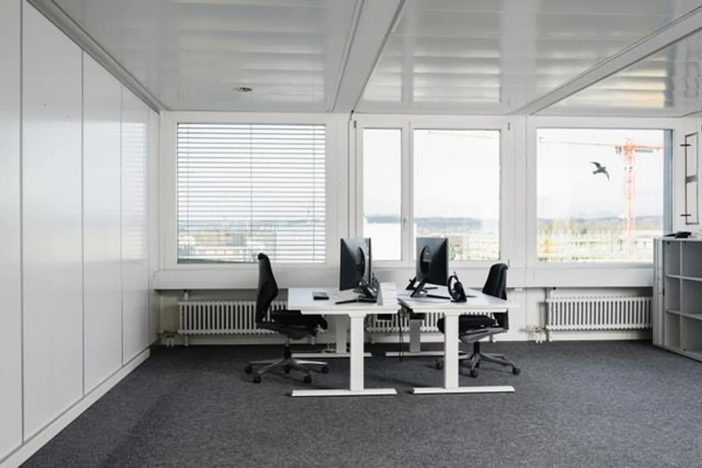 Bright, spacious office, practice, commercial spaces in a central location - Photo 1 of 2