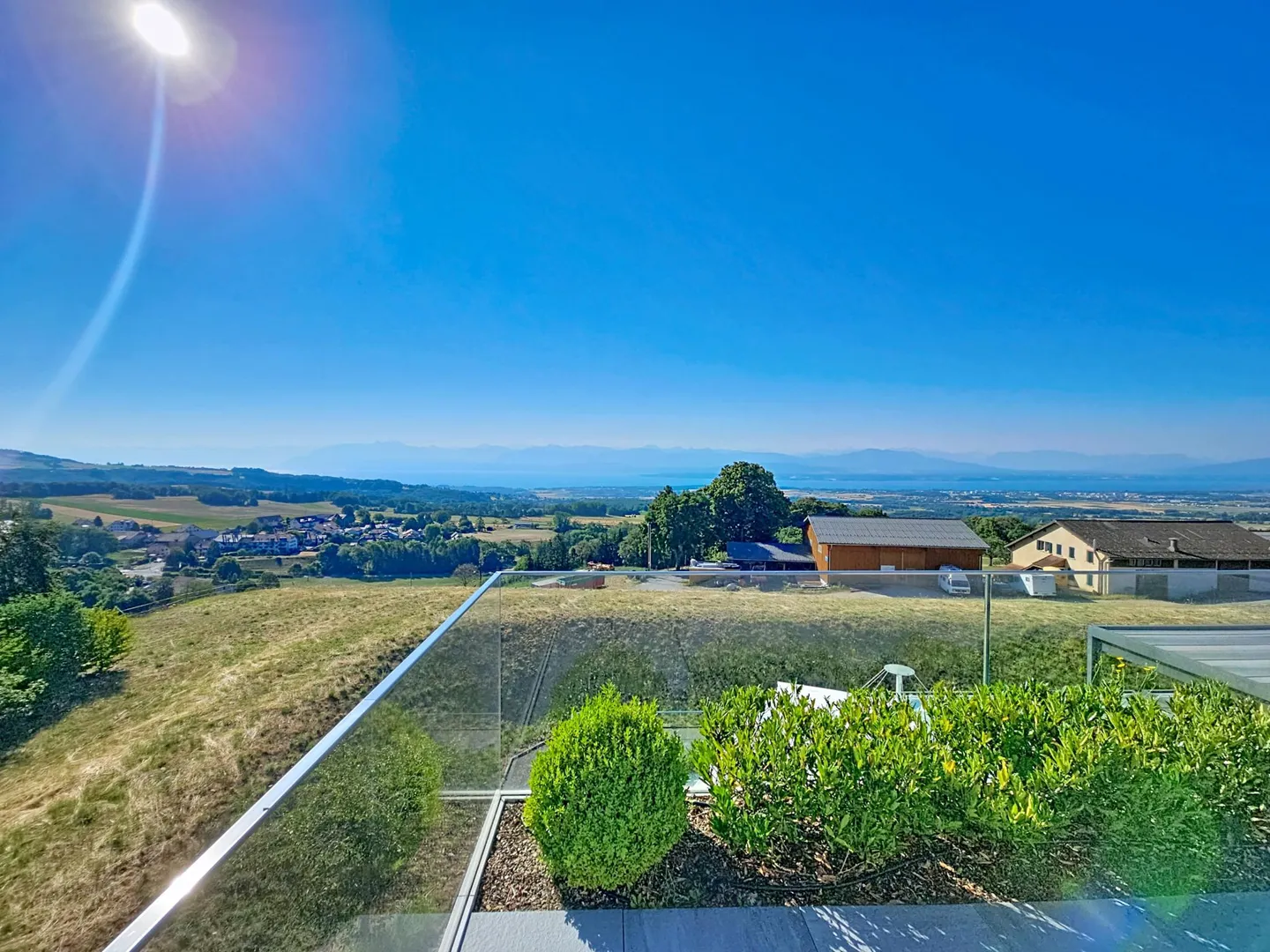 Attico con vista panoramica sul lago e sulle Alpi - Foto 13 di 15