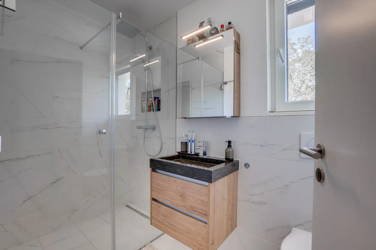 Casa unifamiliare moderna in posizione familiare - Foto 14 di 22