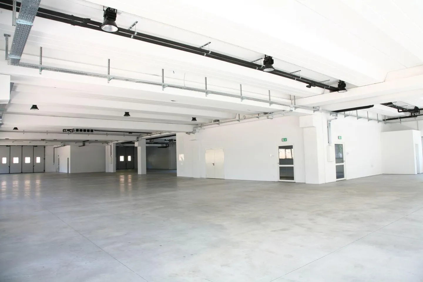Commercial Spaces for Rent - Photo 5 of 6