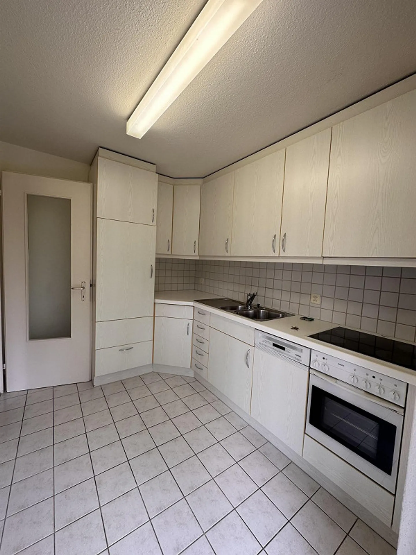 2.5 Zimmer Wohnung mit Garten ab 01.04.2026 - Foto 9 von 20