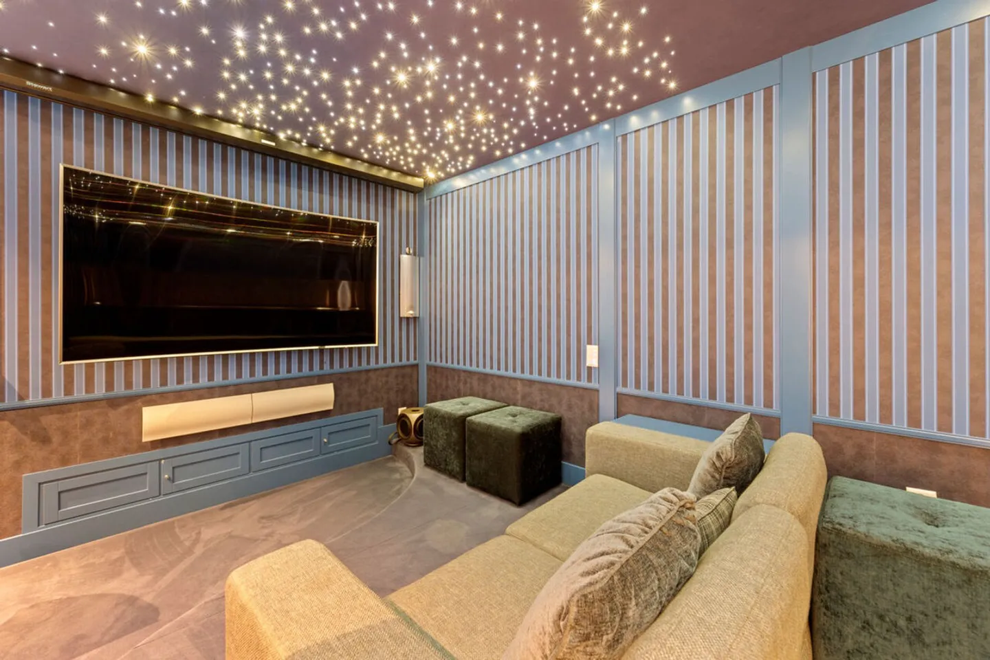 Luxury Apartment in Collina d'Oro - Photo 5 of 13