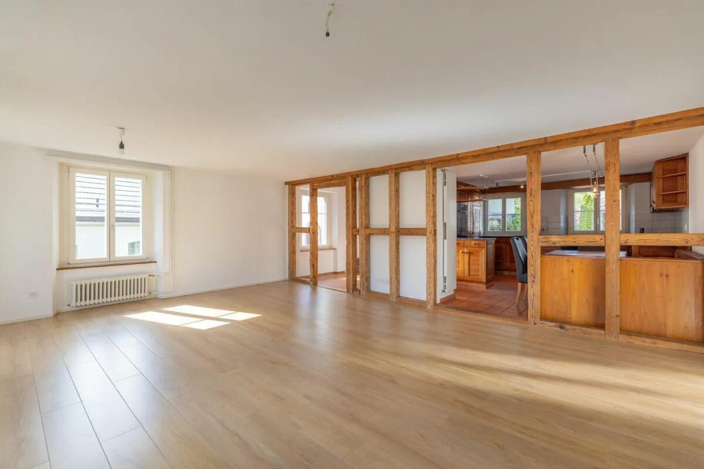 Casa a schiera con due unità abitative - Foto 2 di 15