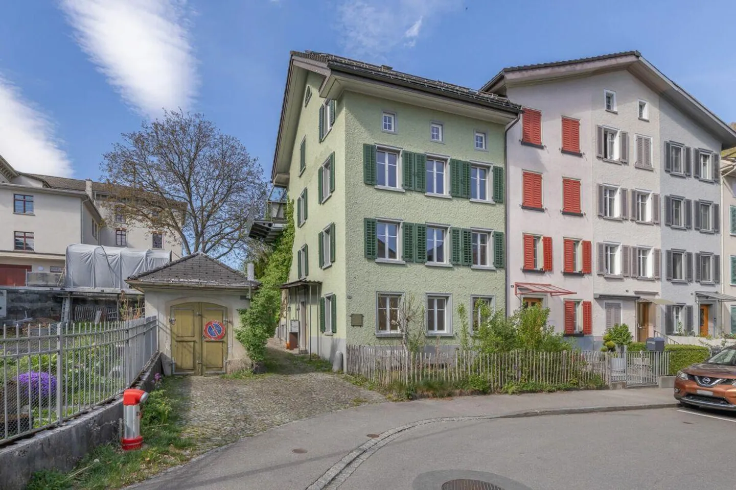 Casa a schiera con due unità abitative - Foto 1 di 15