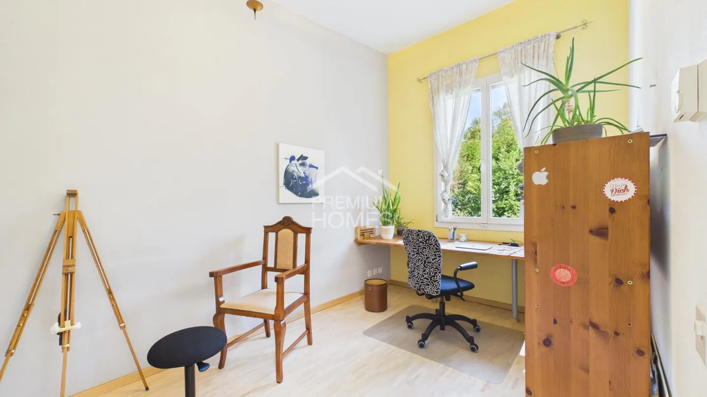 Maison familiale moderne avec jardin - Photo 6 sur 11