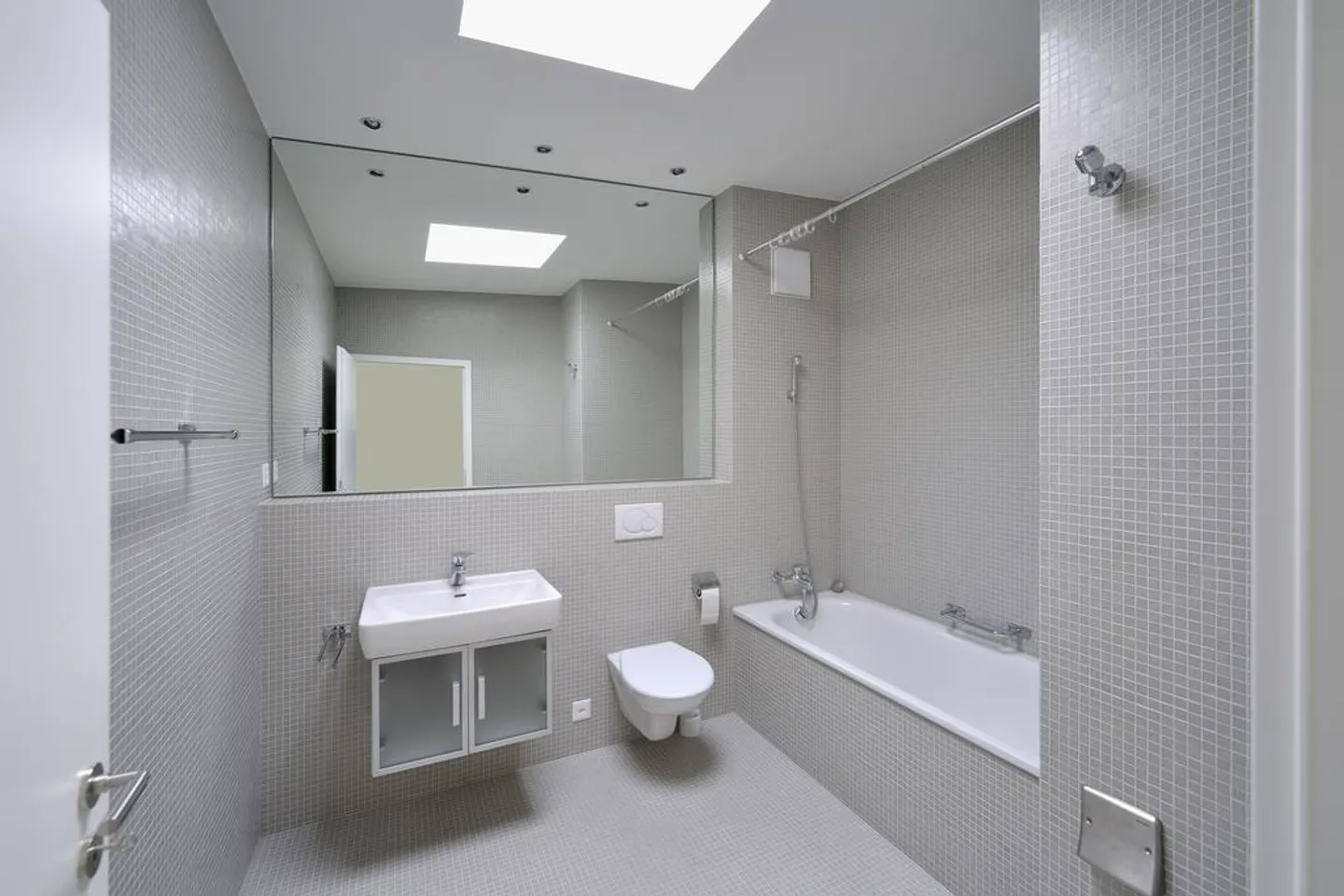 Ampio appartamento di 2 1/2 stanze con stile - Foto 11 di 11