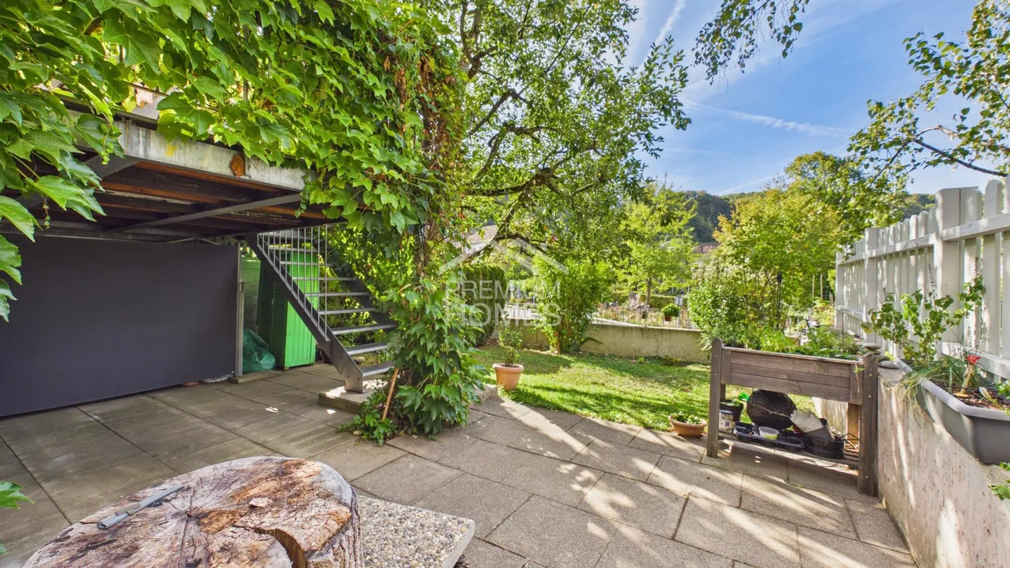 Maison familiale moderne avec jardin - Photo 9 sur 11