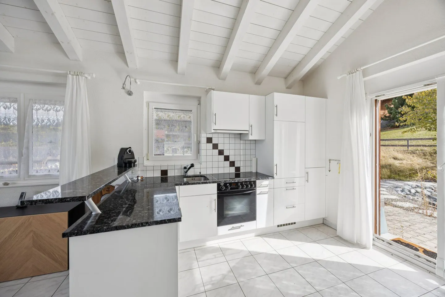 Chalet 3,5 stanze a Unterbäch - affascinante casa unifamiliare di tipo Tiny con molta privacy - Foto 5 di 17