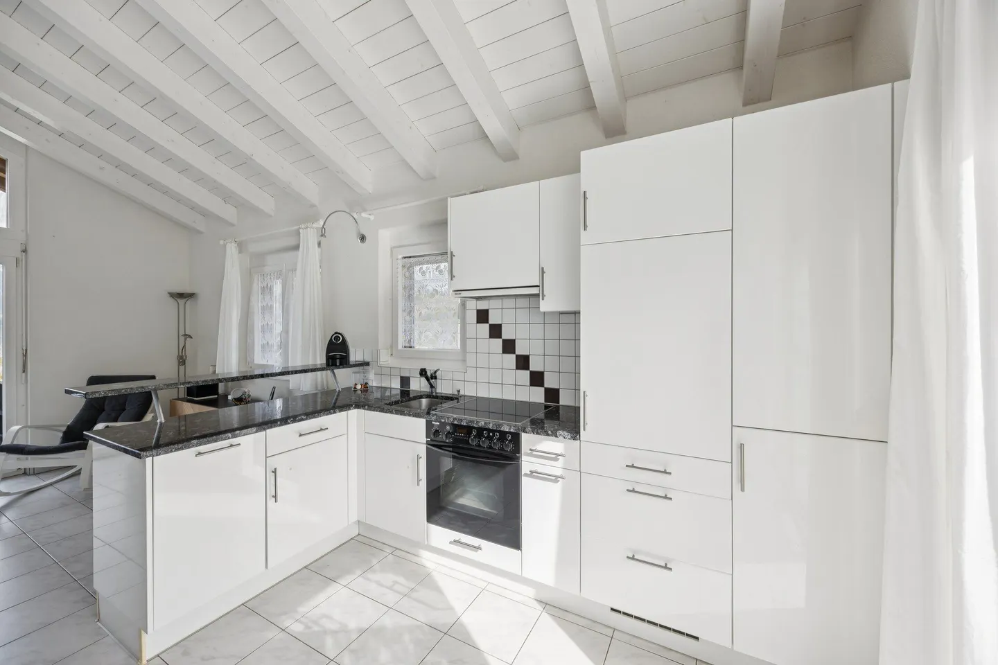 Chalet 3,5 stanze a Unterbäch - affascinante casa unifamiliare di tipo Tiny con molta privacy - Foto 7 di 17