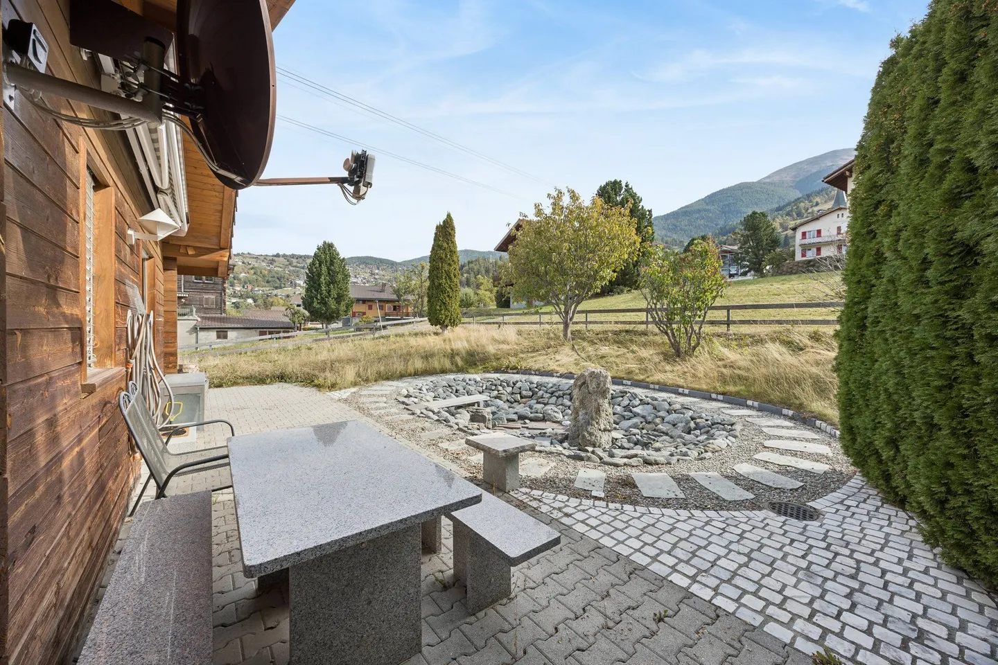 Chalet 3,5 stanze a Unterbäch - affascinante casa unifamiliare di tipo Tiny con molta privacy - Foto 15 di 17