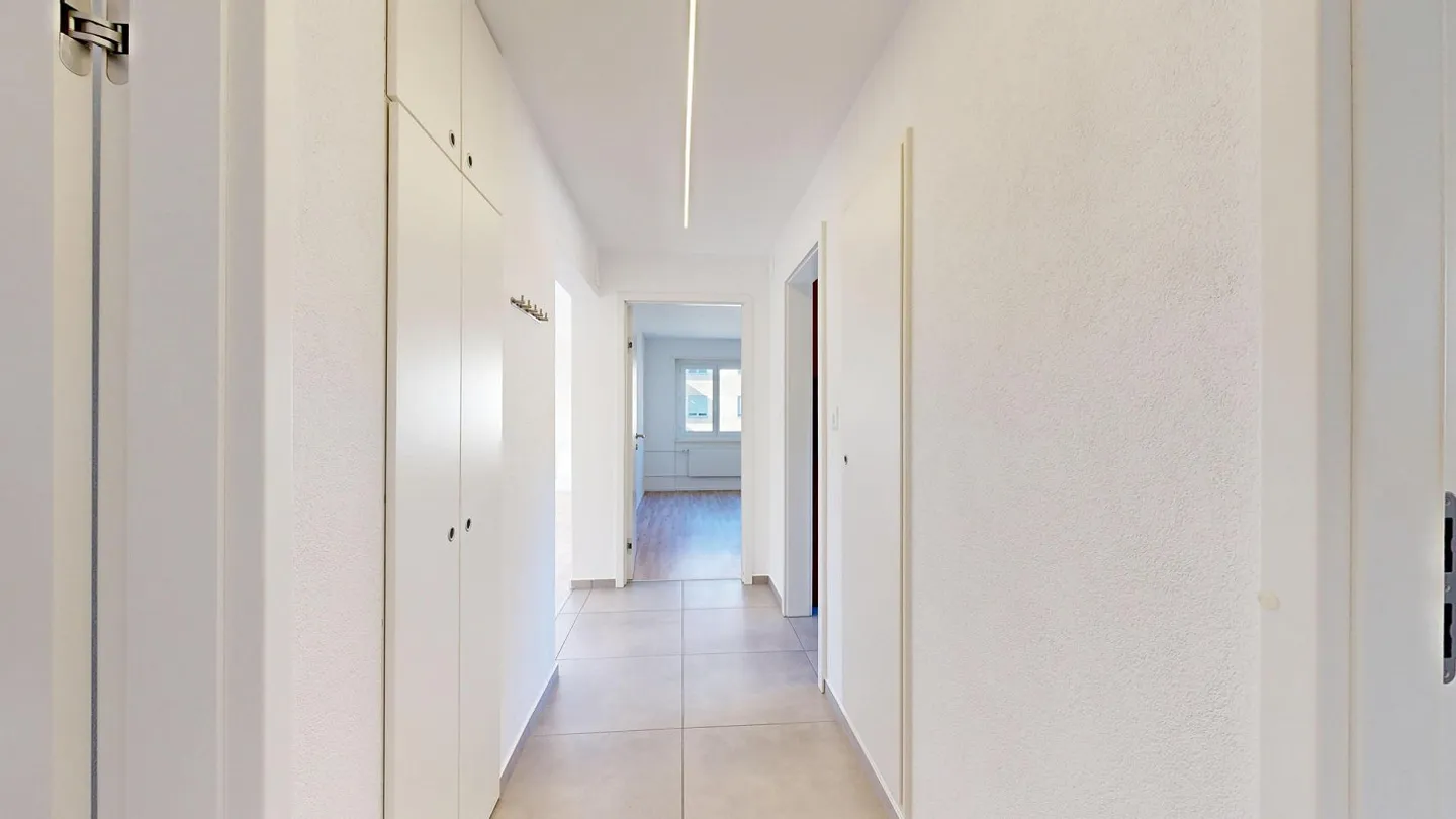 Modernized Condominium with 3.5 Rooms - Photo 7 of 13