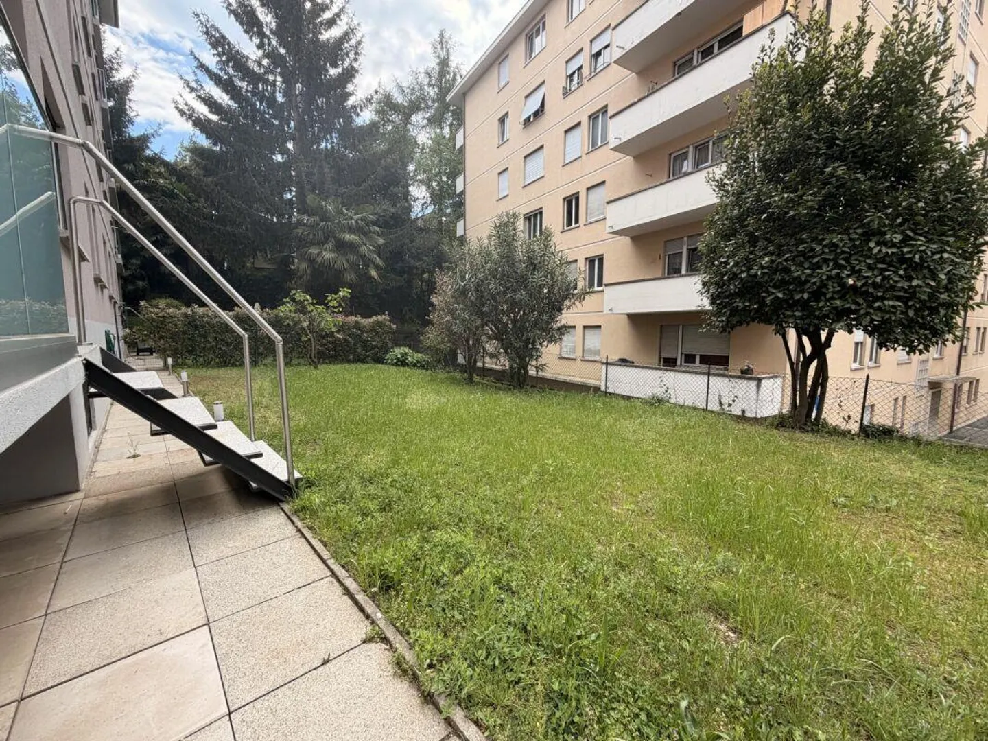 MASSAGNO - 3,5 PIÈCES RÉNOVÉES - JARDIN PRIVÉ - Photo 9 sur 13