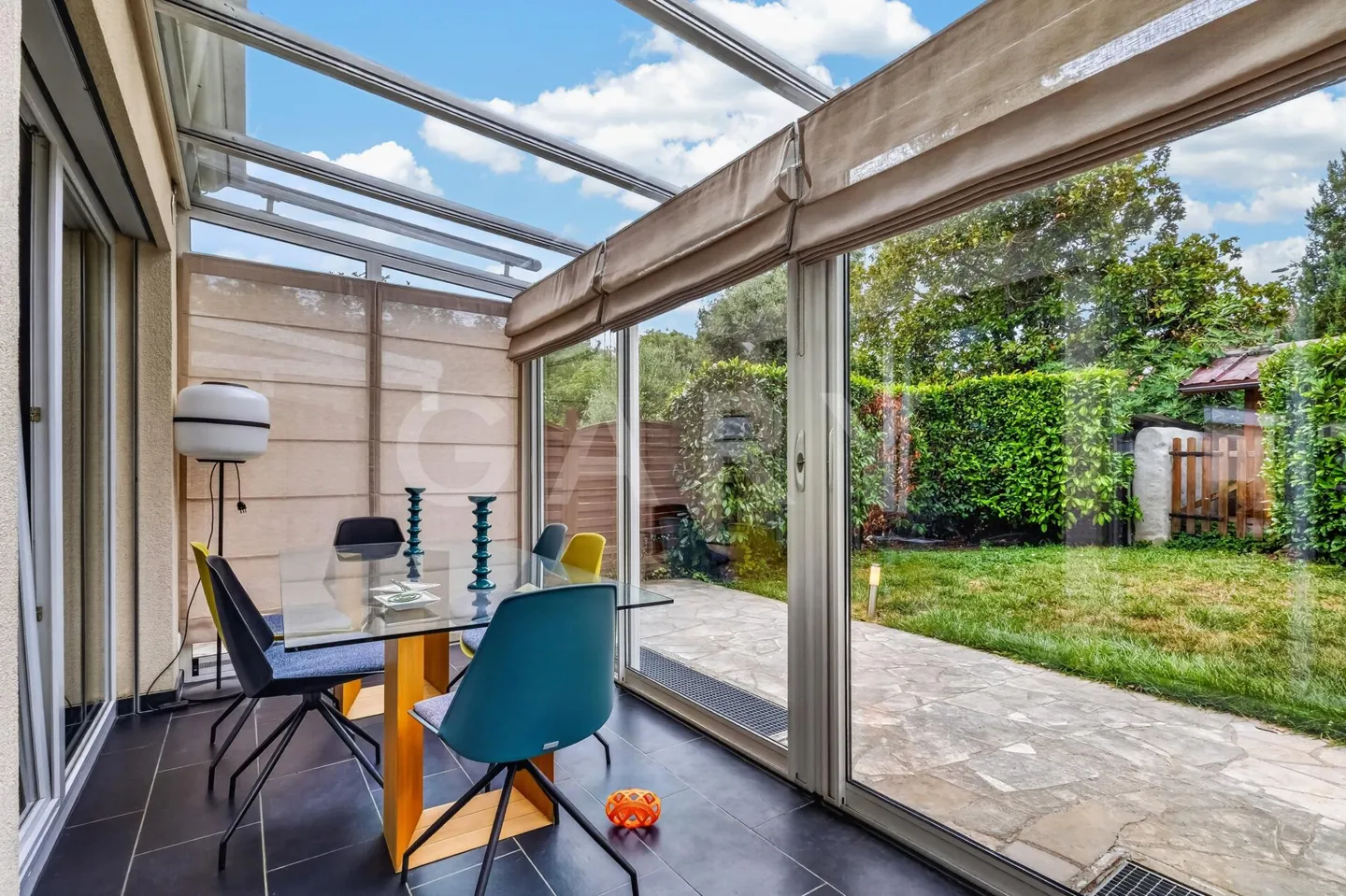Charming Semi-Detached House - Photo 5 of 14