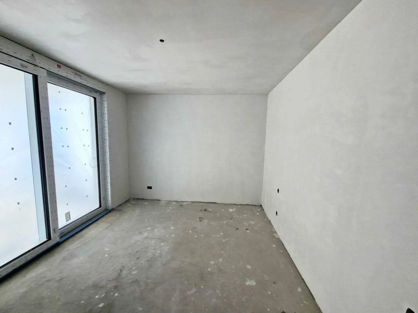 FOR SALE IN LOCARNO - NEW 2.5 ROOM APARTMENT ON THE 2ND FLOOR - Photo 12 of 14