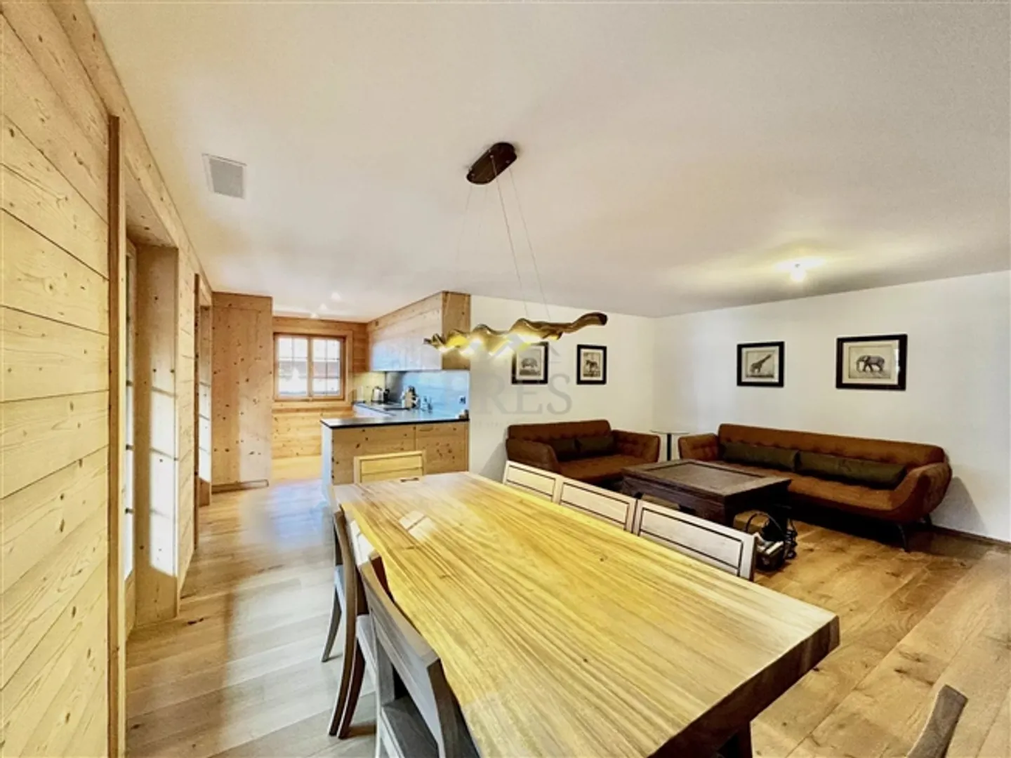 Charming Holiday Apartment in the Heart of Saanen - Photo 5 of 20