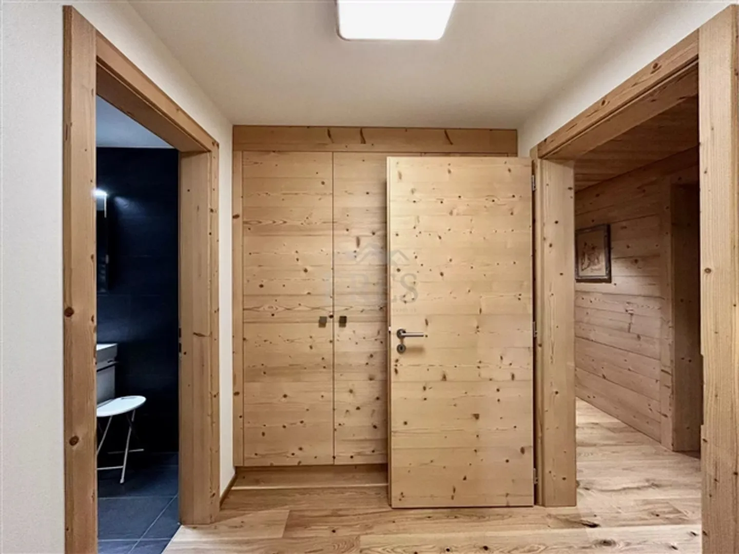 Charming Holiday Apartment in the Heart of Saanen - Photo 12 of 20