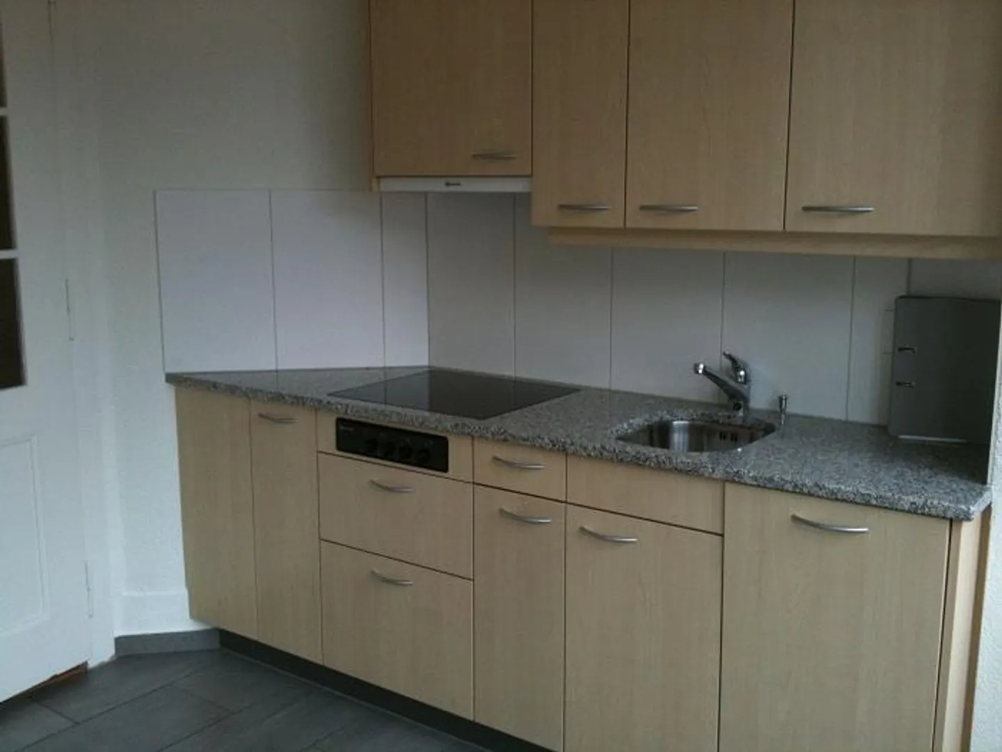 Appartamento d'epoca con vista sul castello di Thun! - Foto 3 di 7