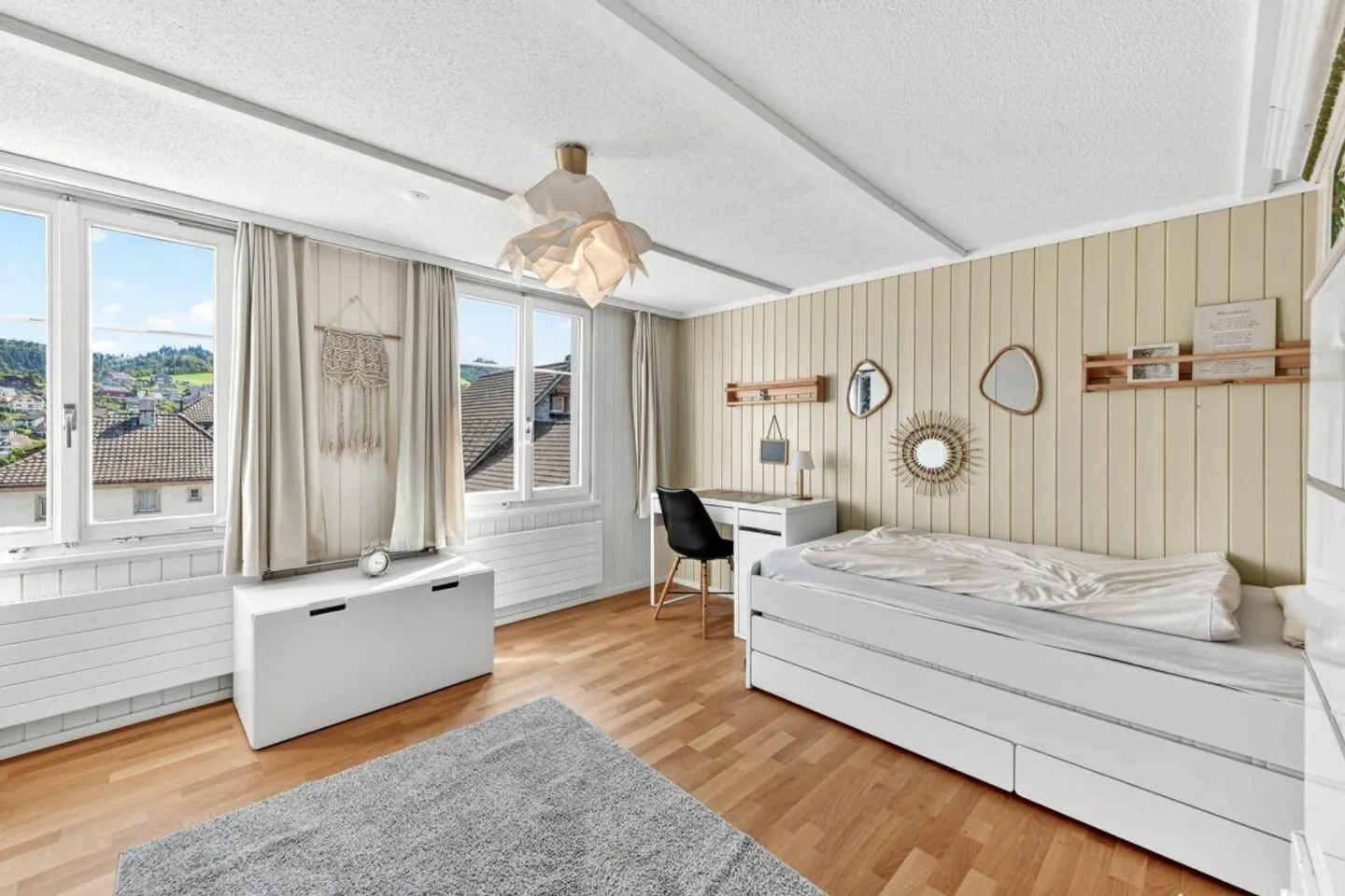 Historical charm meets modern comfort - Single-family house with a separate apartment - Photo 18 of 30