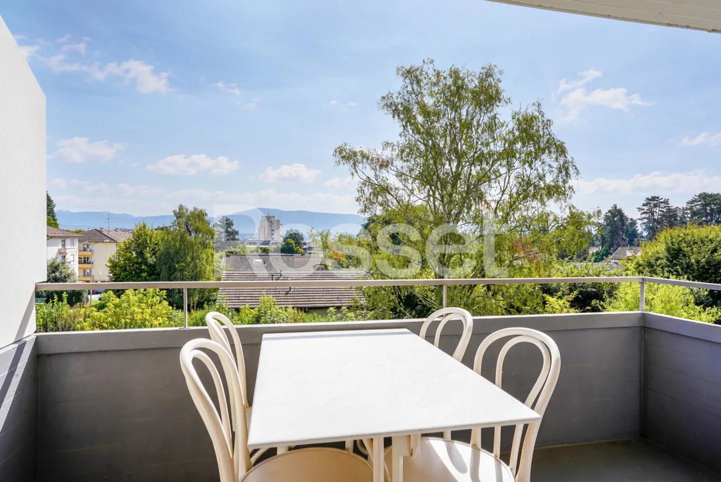 Exklusiv: Charmante 3-Zimmer-Wohnung mit Balkon im Herzen von Versoix - Foto 1 von 7