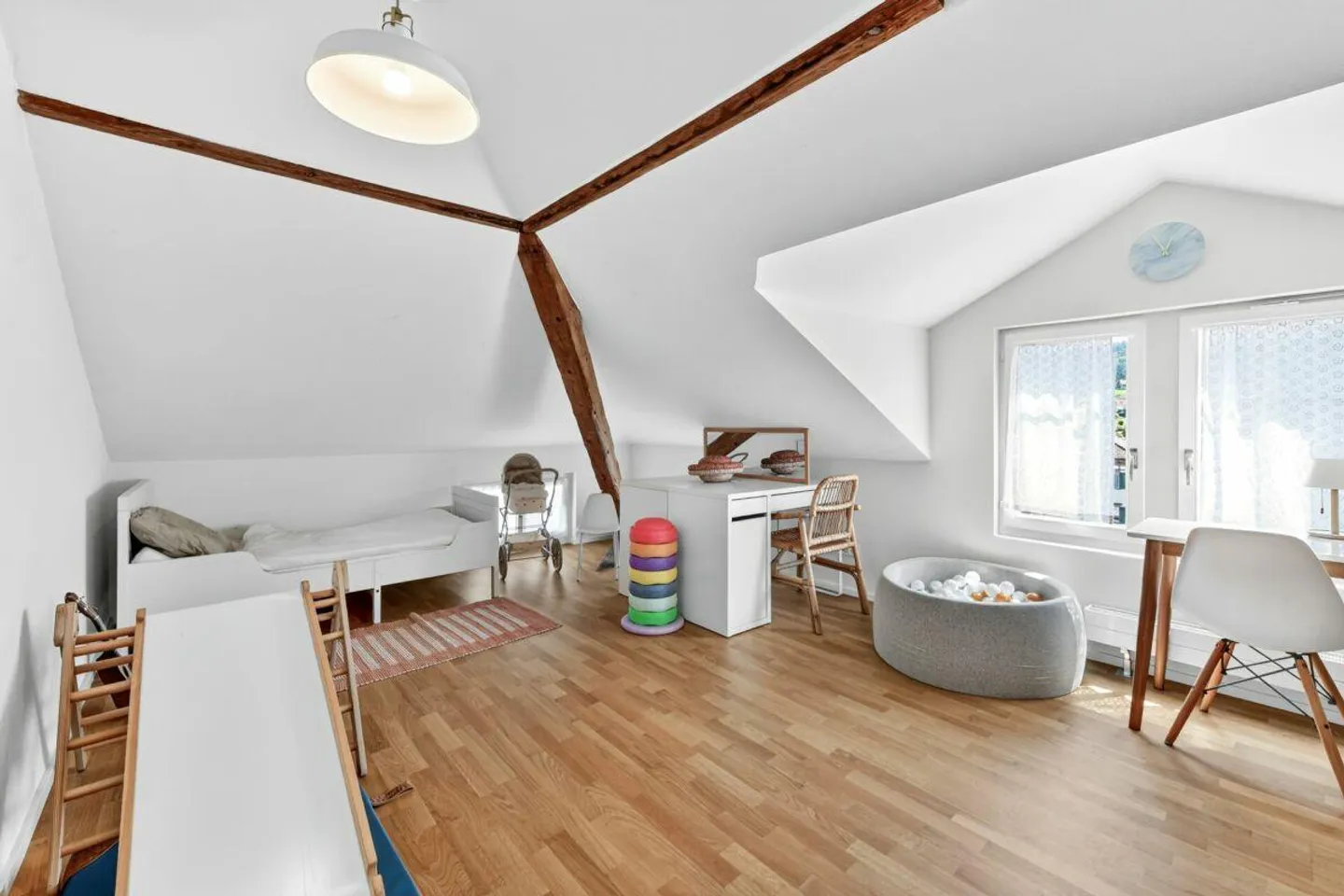 Historical charm meets modern comfort - Single-family house with a separate apartment - Photo 22 of 30