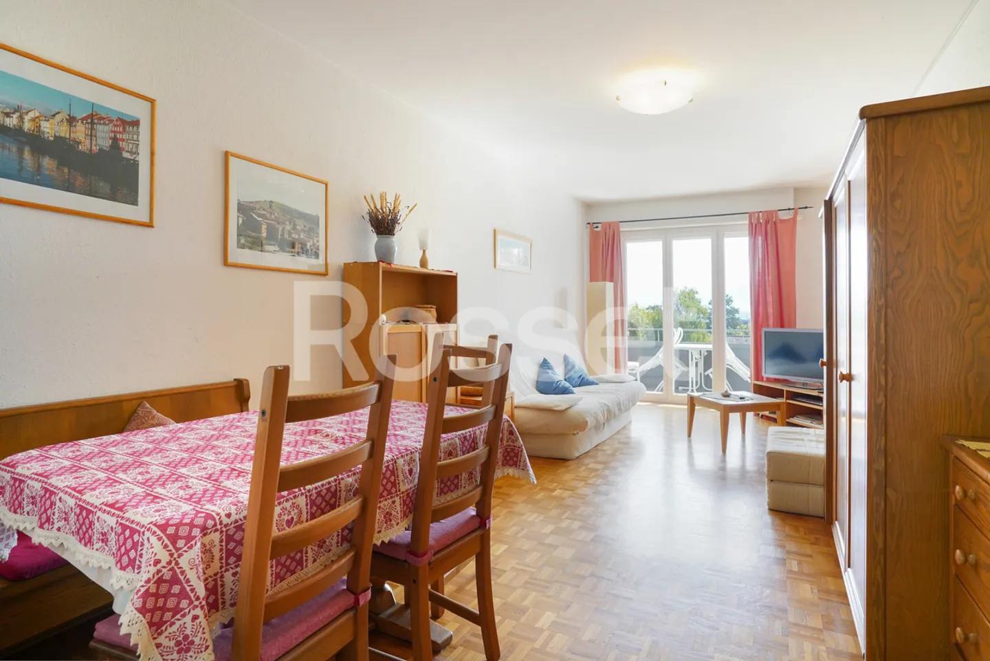 Exklusiv: Charmante 3-Zimmer-Wohnung mit Balkon im Herzen von Versoix - Foto 3 von 7