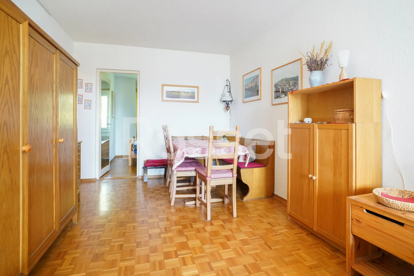 Exklusiv: Charmante 3-Zimmer-Wohnung mit Balkon im Herzen von Versoix - Foto 4 von 7